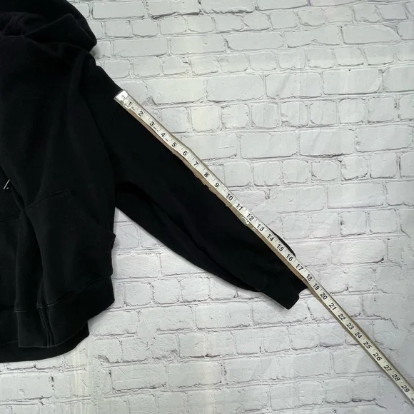 Old Navy Black Cropped Full-Zip Hoodie - Size Medium - Picture 8 of 8